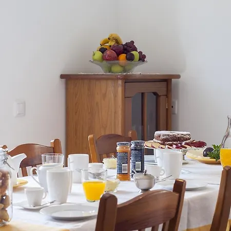 Beachouse - Surf, Bed & Breakfast 4*