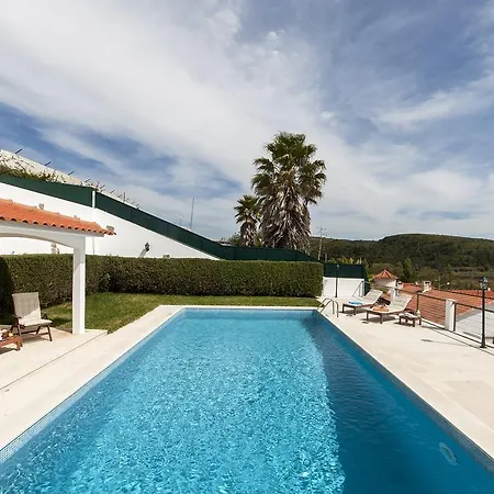 Beachouse - Surf, Alojamento de Acomodação e Pequeno-almoço