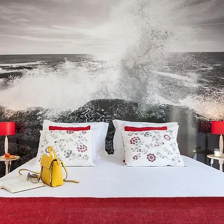 Beachouse - Surf, Bed & Breakfast