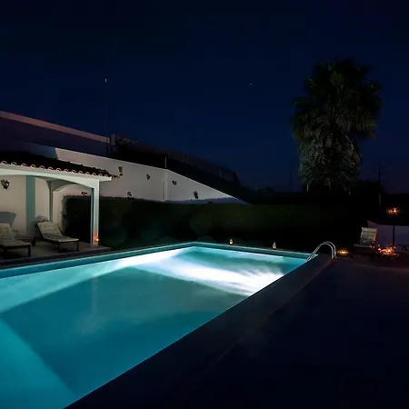 Beachouse - Surf, Frühstückspension 4*