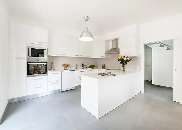 Beachouse - Surf, Bed and Breakfast Ericeira