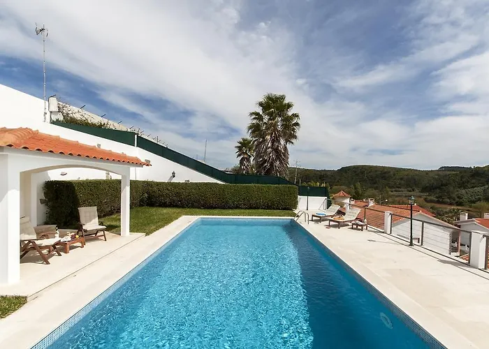 Beachouse - Surf, Bed and Breakfast