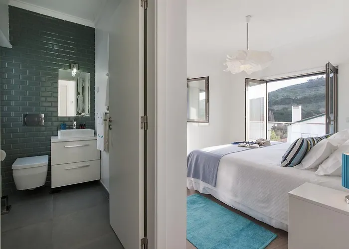 Bed and Breakfast Beachouse - Surf, Ericeira