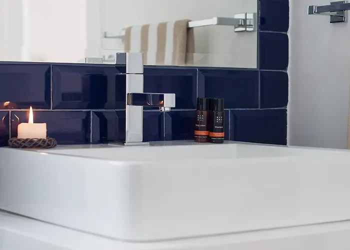 Beachouse - Surf, Bed and Breakfast 4*