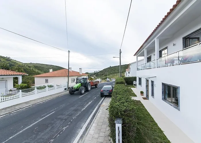 Bed and Breakfast Beachouse - Surf, Ericeira